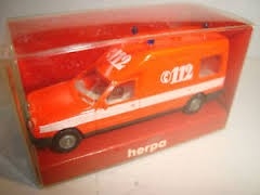 HERPA MB Ambulanz Bonna 124L 