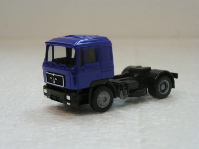 HERPA Tracteur Man Tucks