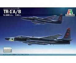 ITALERI avion LOCKHEED TR-1A/B (plastic kit cement and paints not included) Kits and plastic figures