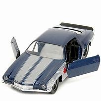 JADA 1/32 CHEVROLET CAMARO W /WINTER SOLDIER figure Bi-color 1973 Véhicules miniatures