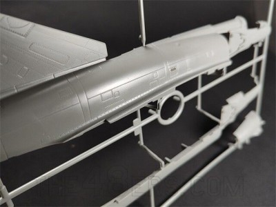 KINETIC maquette plastique à construire 