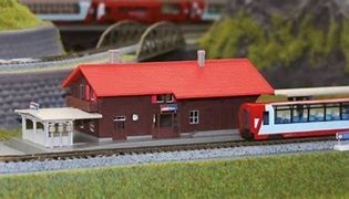 KATO modèle monté de gare des alpes suisses (échelle N 1/160) Echelle N