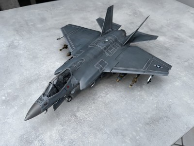 KITTY HAWK plastic kit 