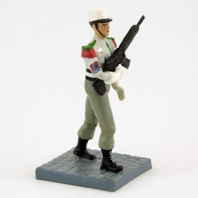 CBG MIGNOT MHk legionnaire défilant avec HK416 Military