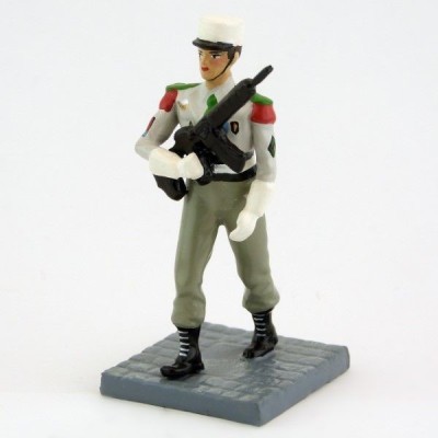 CBG MIGNOT MHk legionnaire défilant avec HK416 Military