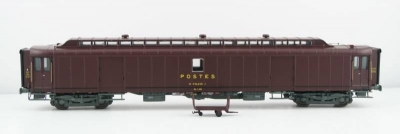 Voiture postale OCEM PTT PEz bogiesY24 brun PTT bourelets ep IV SNCF HO scale