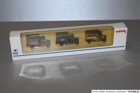 MÄRKLIN Coffret de 3 vehicules de la poste allemande 1900 en métal Echelle HO