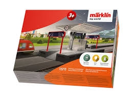 MARKLIN MY WORLD quai de gare éclairé avec accessoires (ideal pour compléter les coffrets et accessoires MY WORLD) (dès 3 ans) Echelle HO