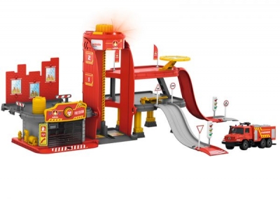 MARKLIN MY WORLD Fire station with light and sound function many accessories and fire-engine Toys