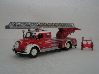 MINICHAMPS Magirus Deutz S6500 DL30 echelle Fire engine