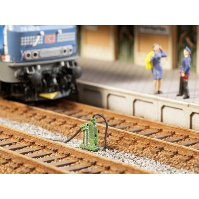 NOCH electrical connection for train HO scale