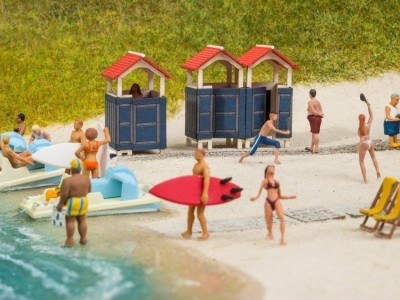 NOCH kit laser cut de cabines de plages (3 cabines / 1 double et 1 simple) Decors et diorama