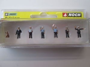 NOCH police officers N scale