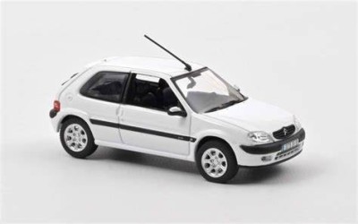 NOREV Citroen Saxo VTS 2000 white Véhicules miniatures