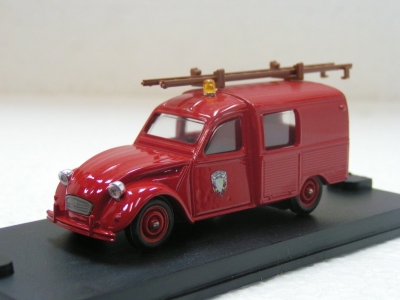 VEREM Citroen 2CV fourgonnette avec echelle Véhicules miniatures