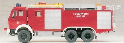 PREISER Kit Fourgon Mercedes Benz 26 32 AK/38 Tri-extincteurs avec lance et mat d'eclairage Fire engine