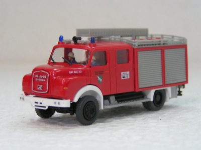 PREISER Man 11.192 fourgon TLF 16/25 Fire engine