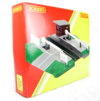 HORNBY Railroad level crossing  (also usefull with  JOUEF/LIMA aso) HO scale