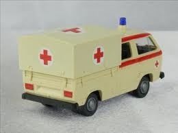 ROCO VW Type 2  double cabine DRK Ambulances et autres services d'urgences