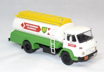 IXO camion citerne saviem BP Véhicules miniatures