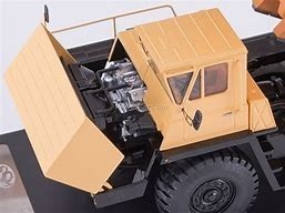 SSM Tombereau de mines BELAZ 540A ( Bielorussie)( en métal trés détaillé série limitée) Véhicules miniatures