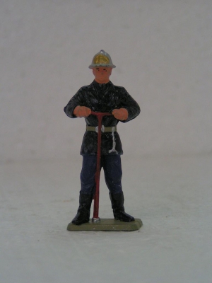 STARLUX Sapeur avec clef de barage ancien casque firemen Kits and plastic figures