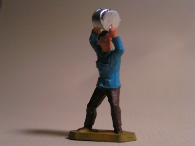 STARLUX Eboueur poubelle (bidon au dessus de la tête) Maquettes et figurines plastiques