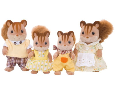 SYLVANIAN FAMILIES  La famille Ecureuil roux Sylvanian Families