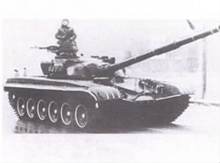 TRIDENT Blindé T72 avec canon de 125mm Véhicules miniatures