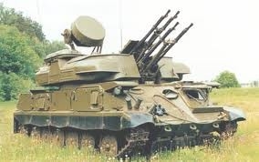 TRIDENT vehicule blinde avec canon anti aerien ZSU-23-4 Militaires