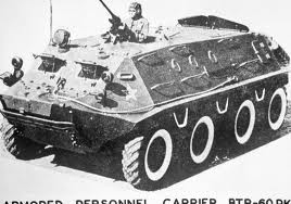 TRIDENT Blindé transport de troupes BTR-60 8x8 Véhicules miniatures