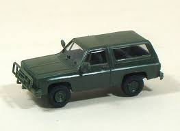 TRIDENT M 1009 Kommandowagen ;0,75t (modèle en plastique) Véhicules miniatures