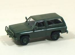 TRIDENT M 1009 Kommandowagen ;0,75t (modèle en plastique) Military