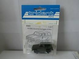 TRIDENT M 1009 Kommandowagen ;0,75t (modèle en plastique) Véhicules miniatures