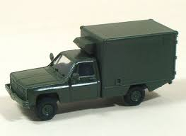 TRIDENT M1010 Ambulance (plastic model) Military
