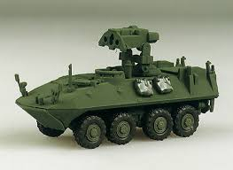 TRIDENT blindé russe LAV-AT (modèle en plastique) Véhicules miniatures