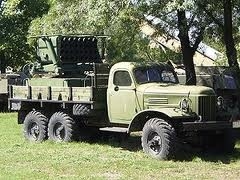 TRIDENT Camion lance roquette multiples RM-130 PRAGA V3S Militaires