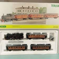 TRIX coffret de train historique des SJ Locomotive + 3 voitures voyageurs en bois (série limitée) Echelle HO