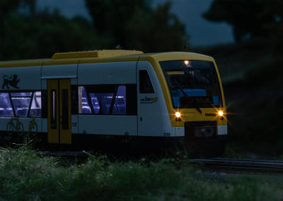 TRIX automoteur diesel RS SWEG  ep VI (digital son) Trains