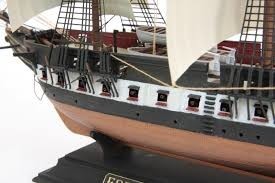 ZVEZDA Bateau à voiles Frégate Française 